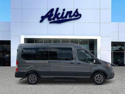 2025 Ford Transit-350 XLT