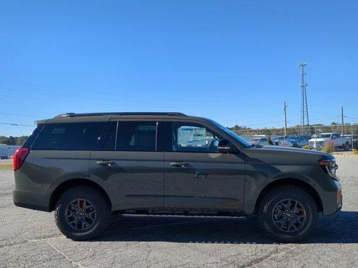 2025 Ford Expedition Tremor