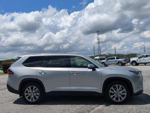 2024 Toyota Grand Highlander LIMITED