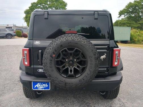 Shadow Black 2026 Ford Bronco Badlands