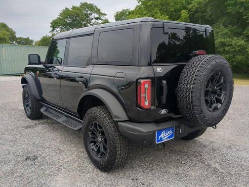 Shadow Black 2026 Ford Bronco Badlands