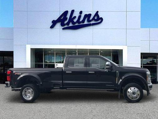 2024 Ford F-450 Lariat
