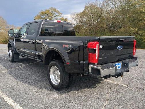 2024 Ford F-450 Lariat