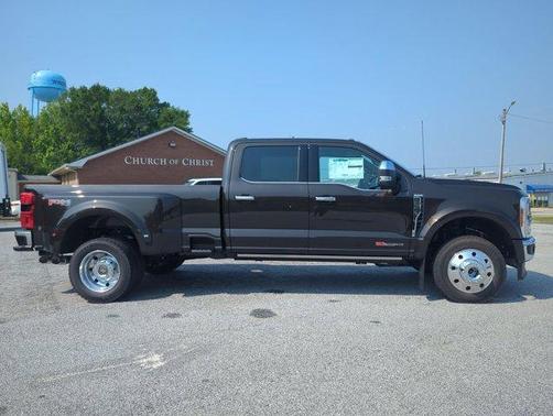 2025 Ford F-450 King Ranch