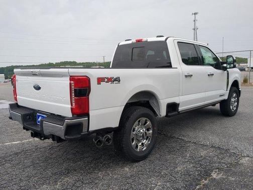 2025 Ford F-350 Lariat Super Duty