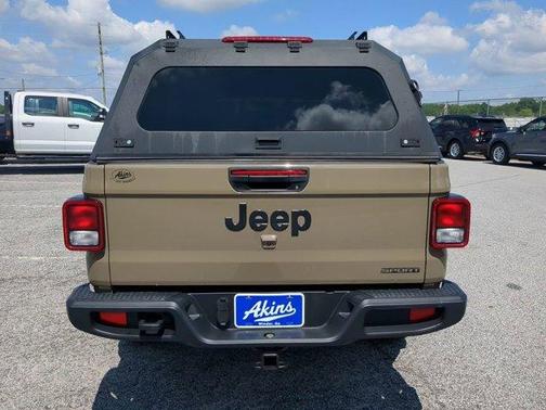 2020 Jeep Gladiator Sport