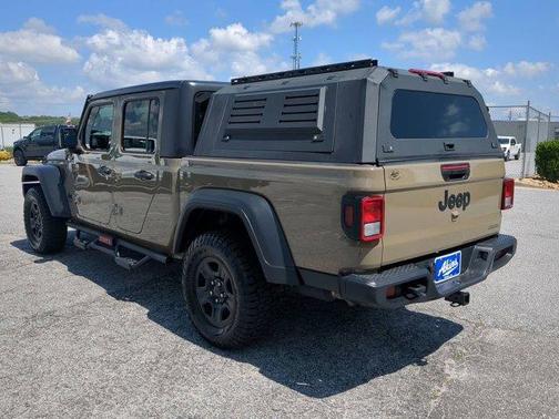 2020 Jeep Gladiator Sport