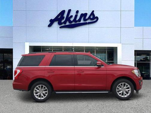 Rapid Red Metallic Tinted Clearcoat 2021 Ford Expedition XLT