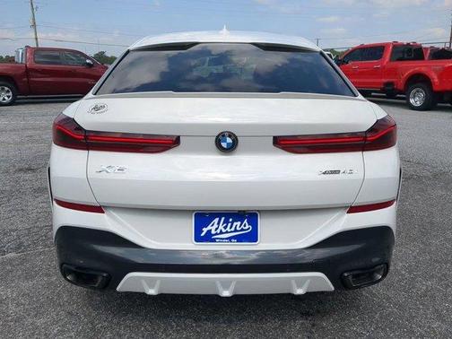 2023 BMW X6 xDrive40i