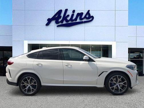 2023 BMW X6 xDrive40i