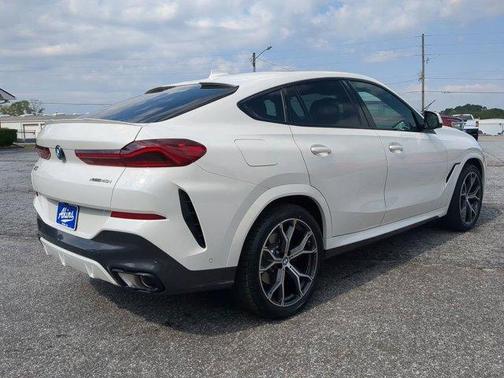 2023 BMW X6 xDrive40i