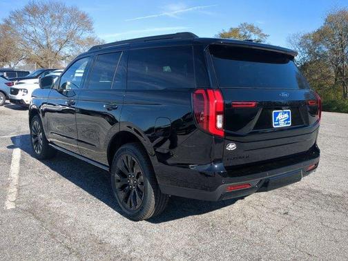 2025 Ford Expedition Platinum