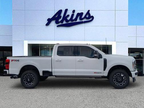 2025 Ford F-350 Platinum