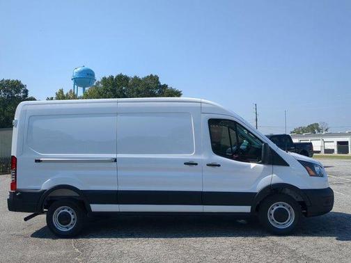 2025 Ford Transit-250 148 WB Medium Roof Cargo