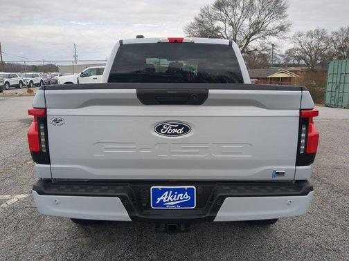 2025 Ford F-150 Lightning Flash