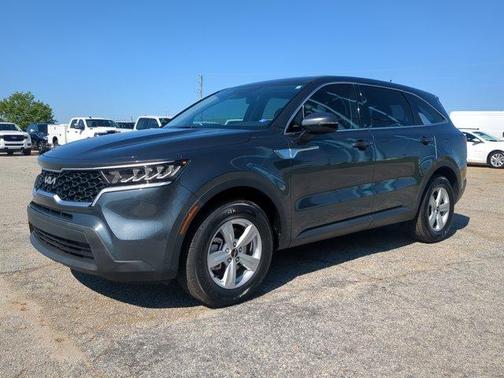 Gray 2023 Kia Sorento LX