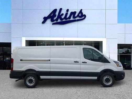 2025 Ford Transit-150 XL