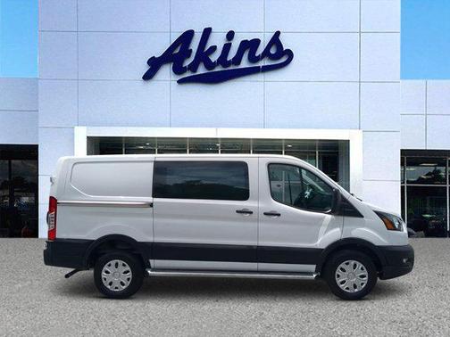 2023 Ford Transit-250