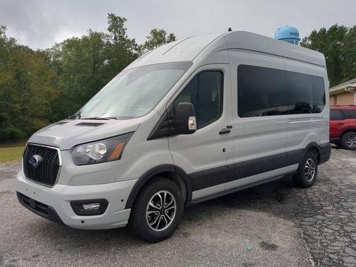2024 Ford Transit-350 XLT