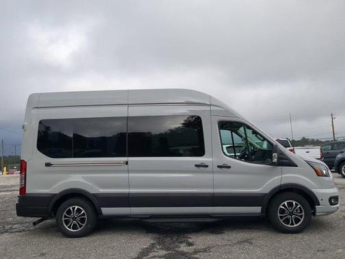2024 Ford Transit-350 XLT
