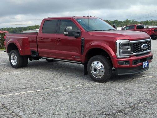 2025 Ford F-450 Platinum