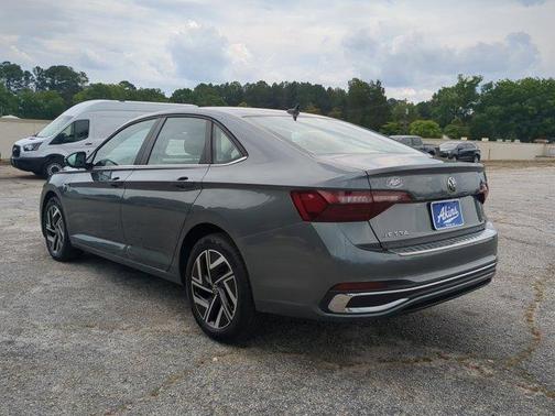 Platinum Gray Metallic 2024 Volkswagen Jetta 1.5T SEL