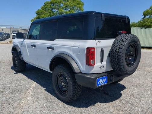 Oxford White 2026 Ford Bronco Big Bend