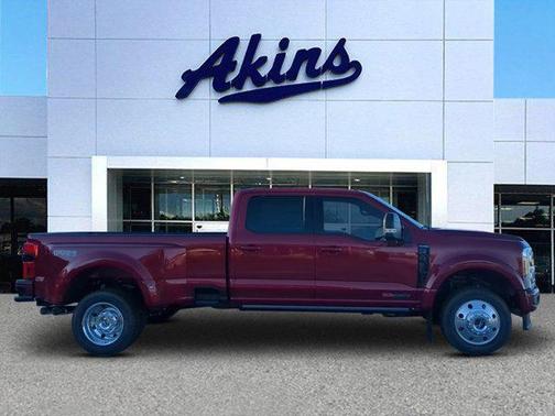 2025 Ford F-450 Platinum