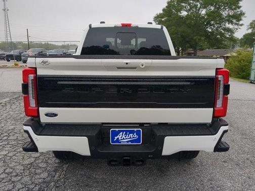 2025 Ford F-350 Platinum