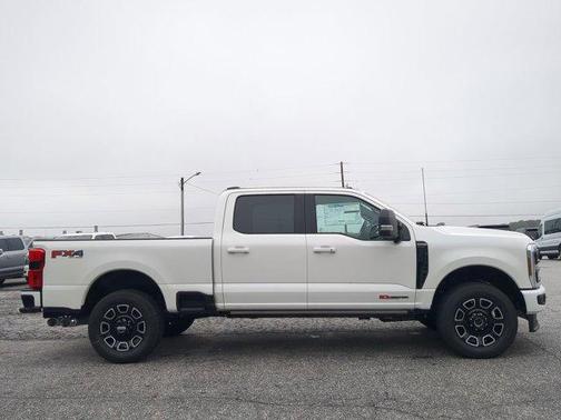 2025 Ford F-350 Platinum