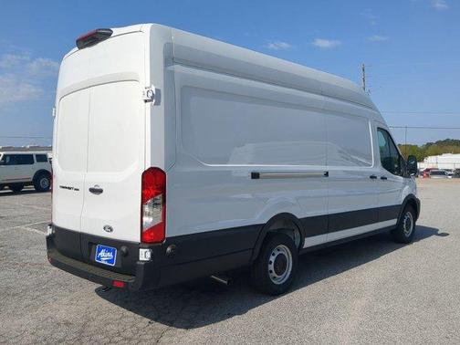 Oxford White 2026 Ford Transit-250 Base