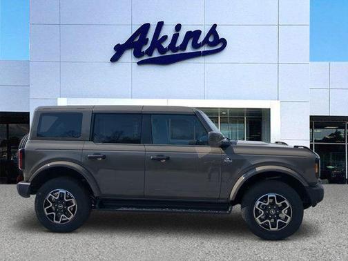 Gray 2026 Ford Bronco Outer Banks