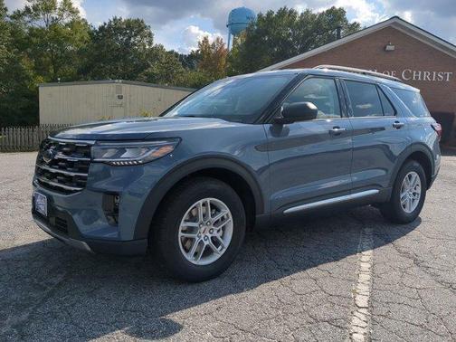 2025 Ford Explorer Active