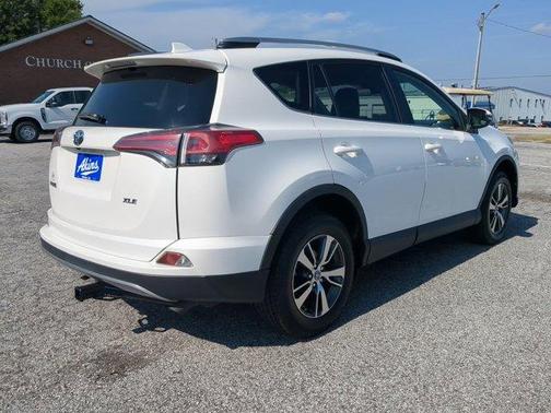 2018 Toyota RAV4 XLE
