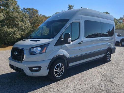 2024 Ford Transit-350 XLT