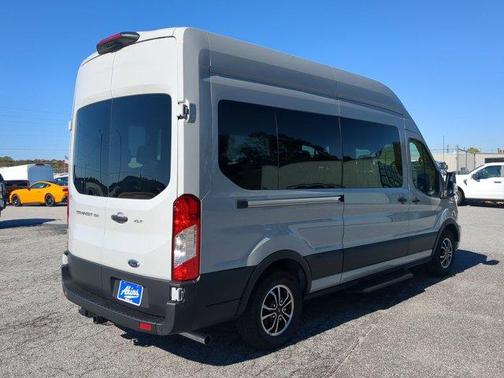 2024 Ford Transit-350 XLT