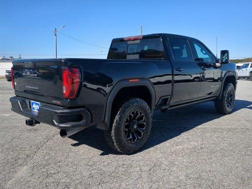 2021 GMC Sierra 2500 AT4