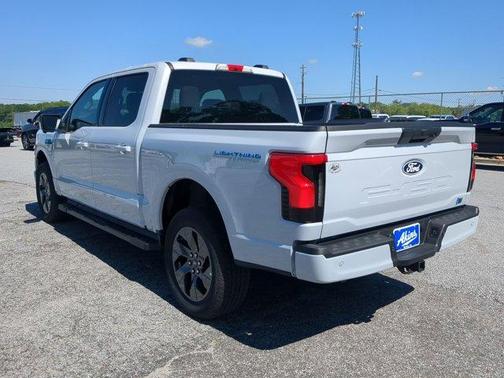 2025 Ford F-150 Lightning Flash