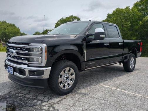 2025 Ford F-350 Lariat Super Duty