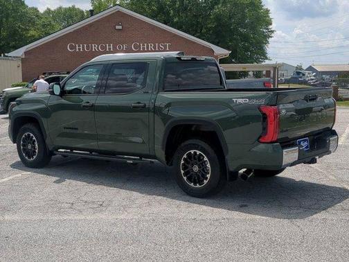 2022 Toyota Tundra SR5