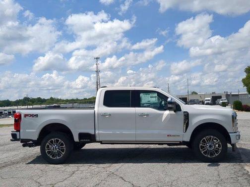 2025 Ford F-350 Platinum