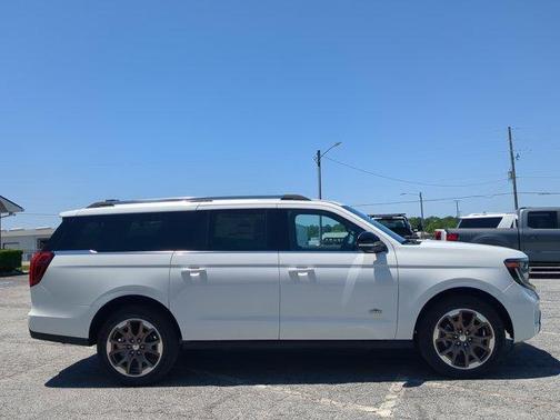 Star White 2026 Ford Expedition Max King Ranch