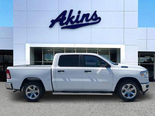 Bright White Clearcoat 2024 RAM 1500 Big Horn
