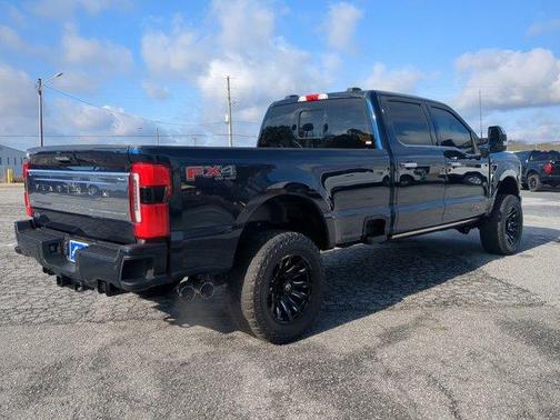 2023 Ford F-350 Platinum