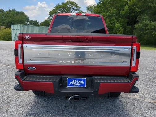 2025 Ford F-250 Platinum