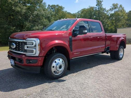 2025 Ford F-450 Platinum
