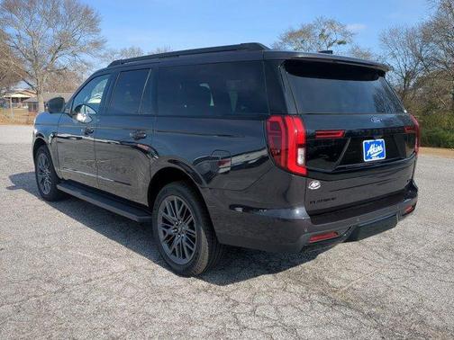 Dark Matter Gray Metallic 2026 Ford Expedition Max Platinum