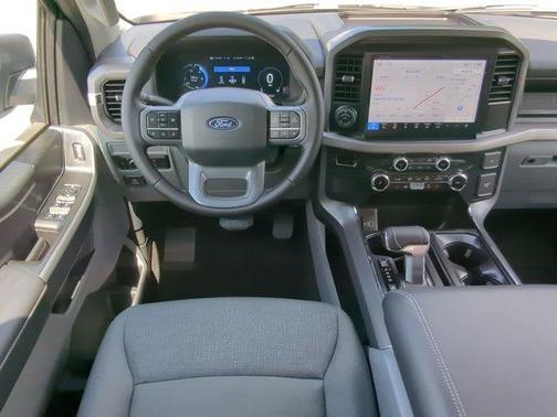 2025 Ford F-150 Lightning XLT
