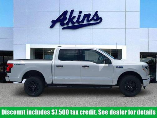 2025 Ford F-150 Lightning XLT
