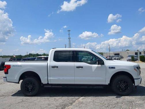 2025 Ford F-150 Lightning XLT